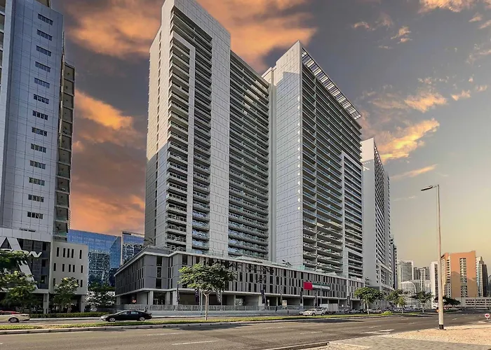 2Bed Apartment With Burj Khalifa View