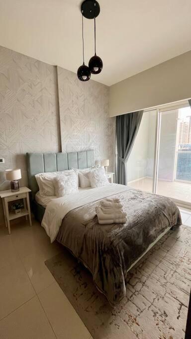 2bed With Burj Khalifa View * Dubai